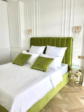 Brand new 1-bedroom apartment in city centre